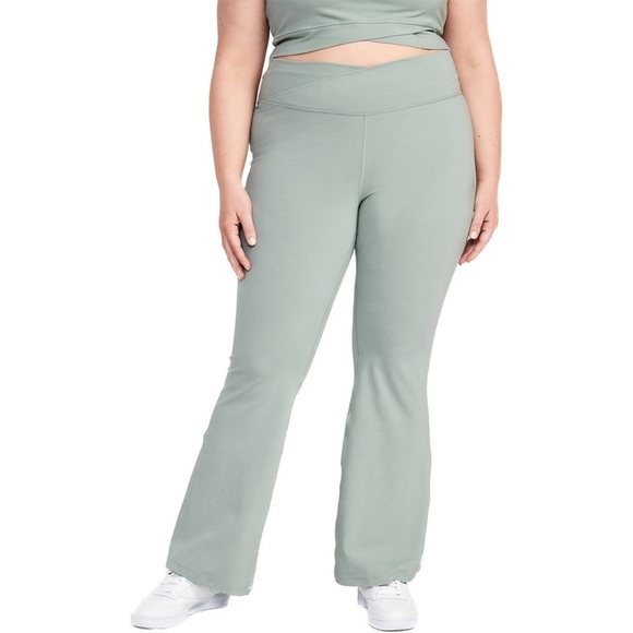 Old Navy Pants - Old Navy XL-3X Mint Green Extra High Waisted PowerChill Super-Flare Pants (ON08)